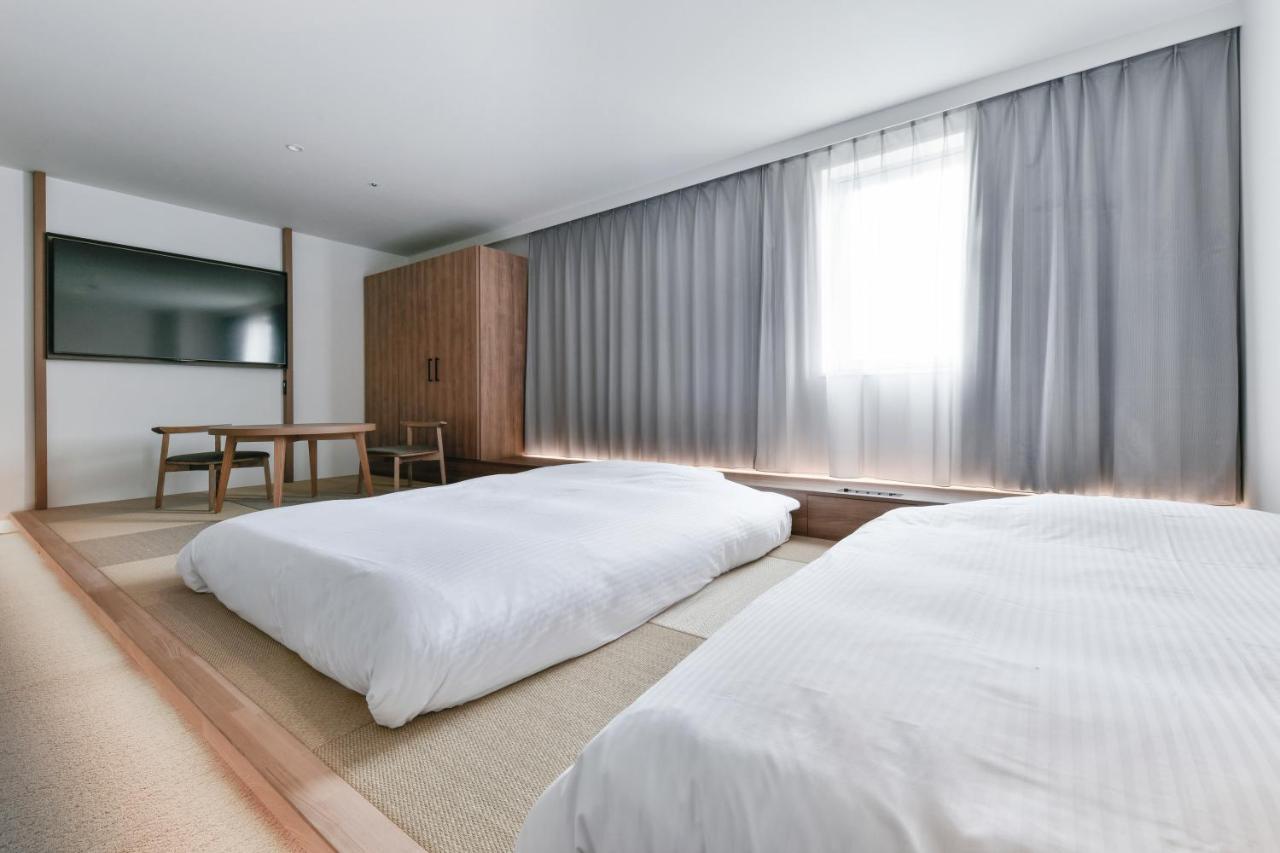 Vessel Inn Keisei Tsudanuma Station Narashino Buitenkant foto